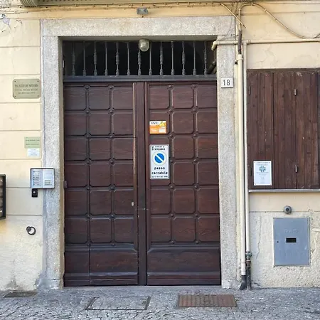 Con 2 Da Letto Apartment *